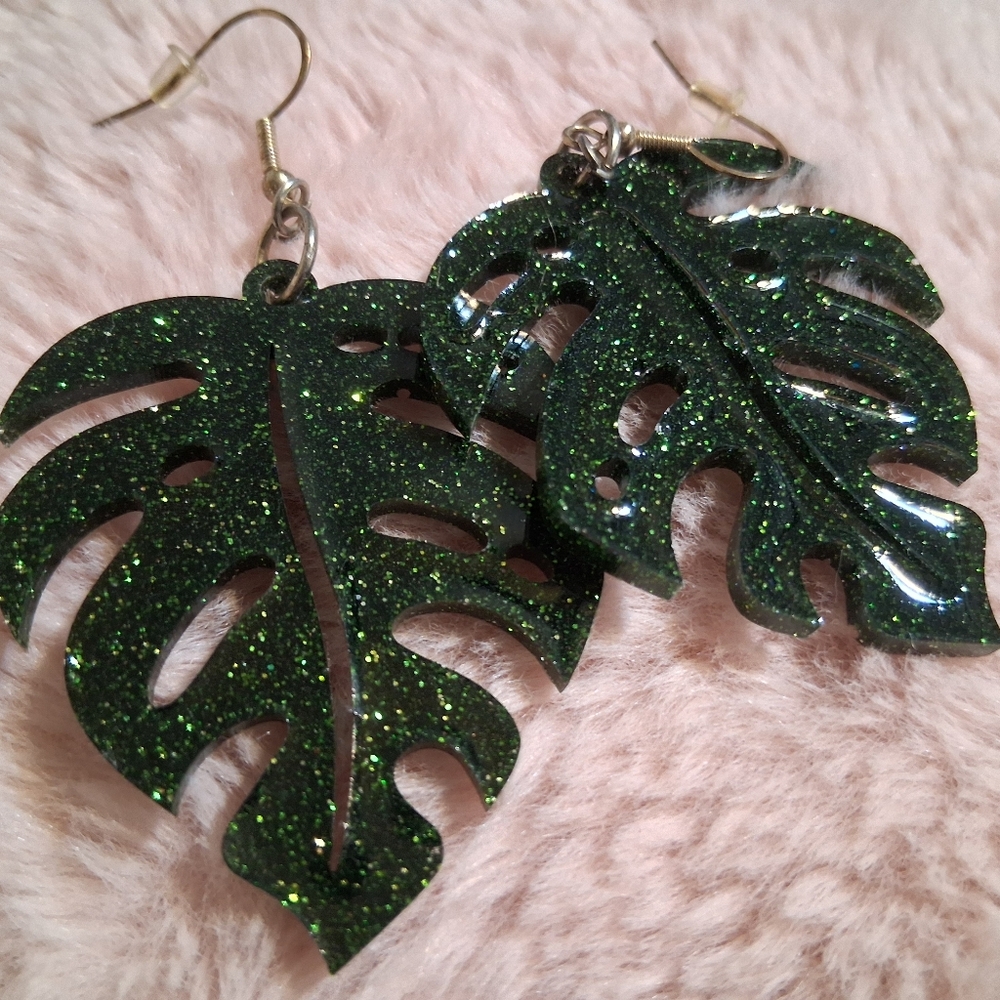 Spring Summer Holiday Dark Green Glitter Dangle Earrings, Christmas Jewelry
